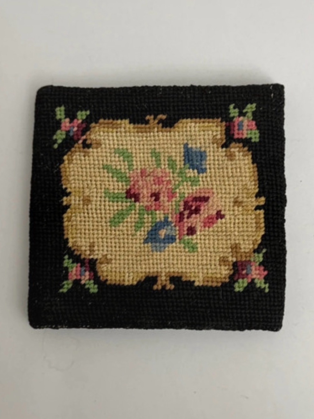 Hand-Embroidered Floral Needlepoint Wallet - Black and Beige